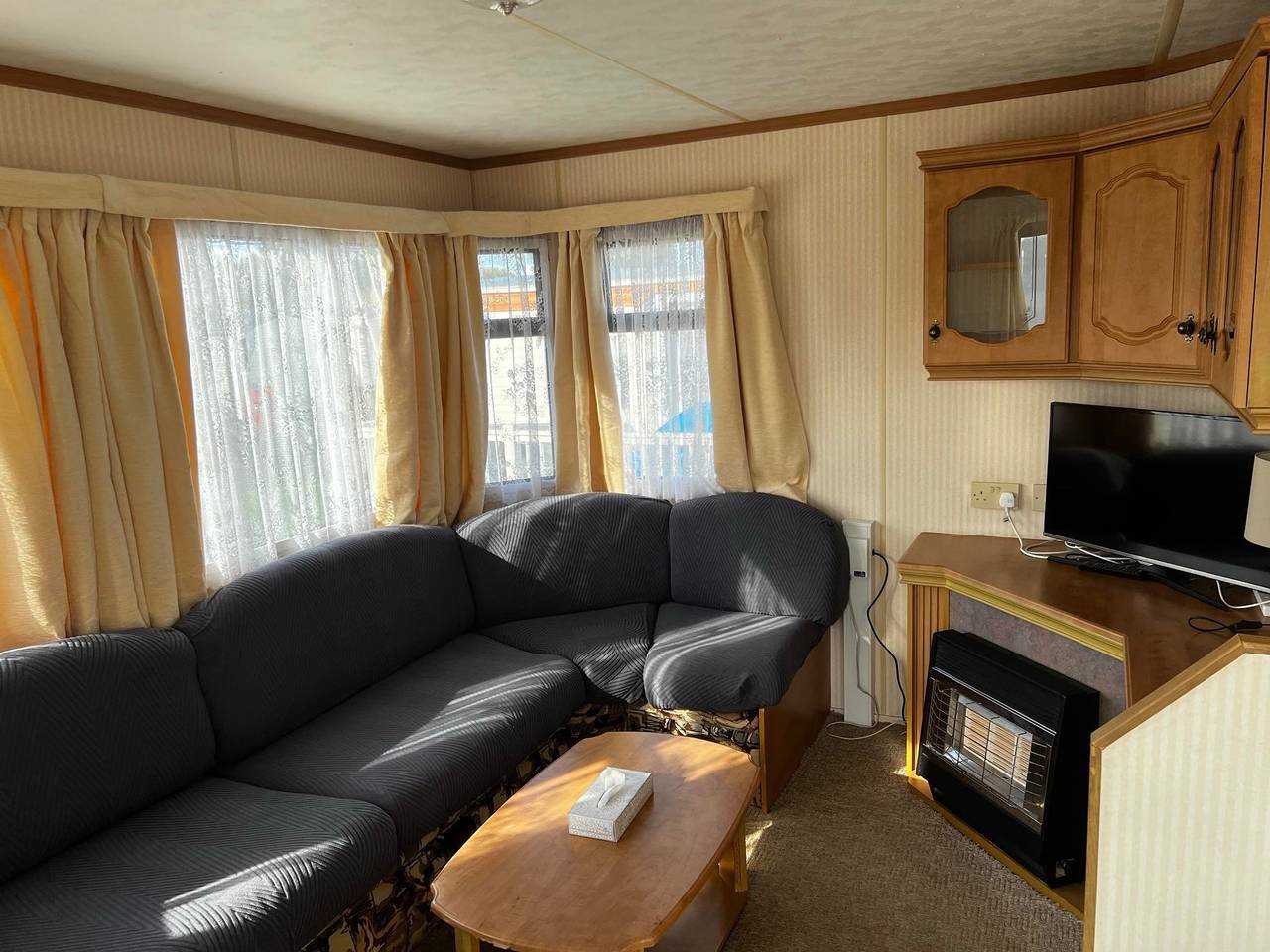 2 Bedroom caravan Hunstanton pets go free in Hunstanton, Norfolk Coast