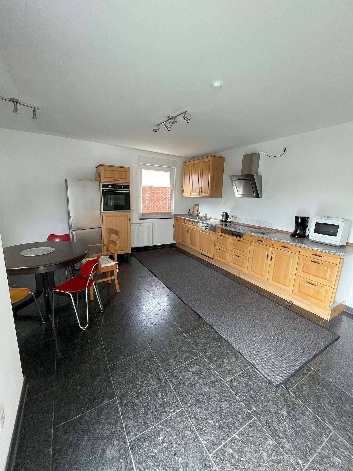 Ganze Wohnung, Apartment „Lenne Wald“ mit Bergblick, privatem Garten und Balkon in Werdohl, Märkischer Kreis