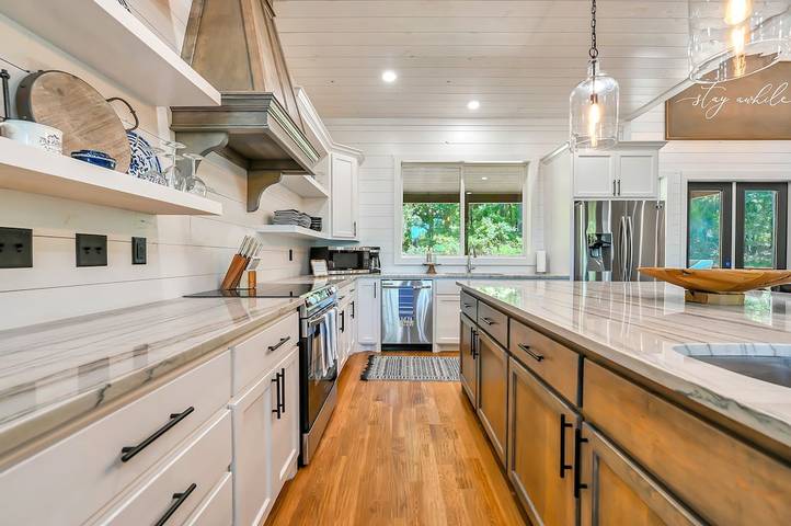 Vacation rental for 20 people, with hot tub and terrace in Broken Bow