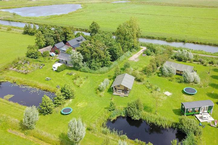 Blockhütte für 4 Personen, mit Garten