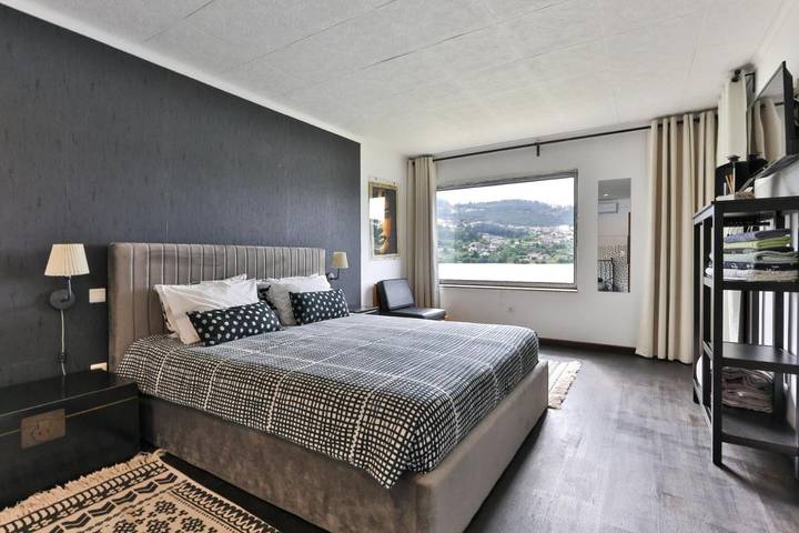 Casa de familia para 3 personas, con jardín además de vistas y piscina, Se admiten mascotas en Penafiel - 2