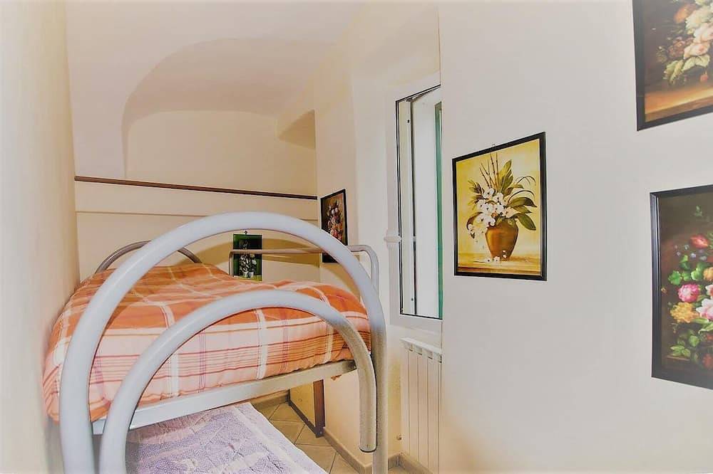 Ganze Wohnung, Bellavista Love nest on one of the most beautiful ancient villages in Italy: Dolceacqua in Dolceacqua, Ligurische Alpen