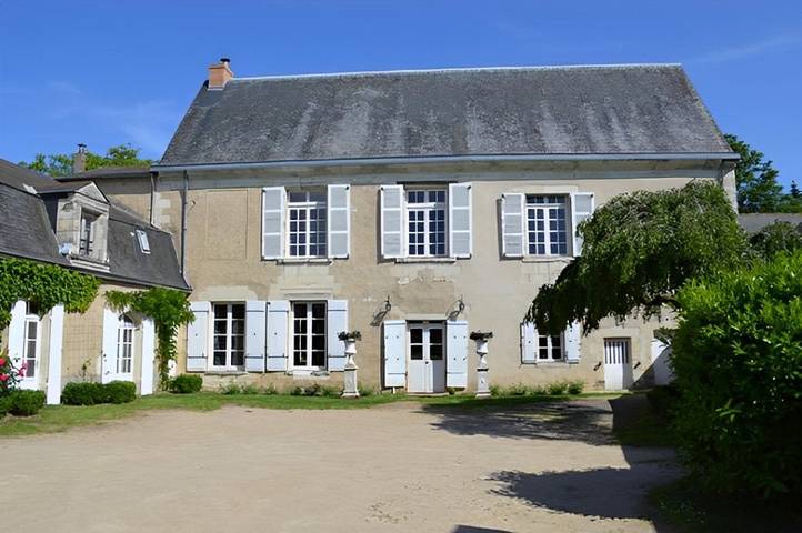 Chambre d’hôte pour 5 personnes, avec piscine et jardin à Montreuil-Bellay - 2