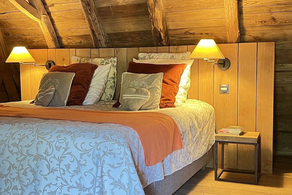 Antiguo granero renovado con piscina privada y jardín. in Rouffignac-Saint-Cernin-de-Reilhac, Périgord Blanc