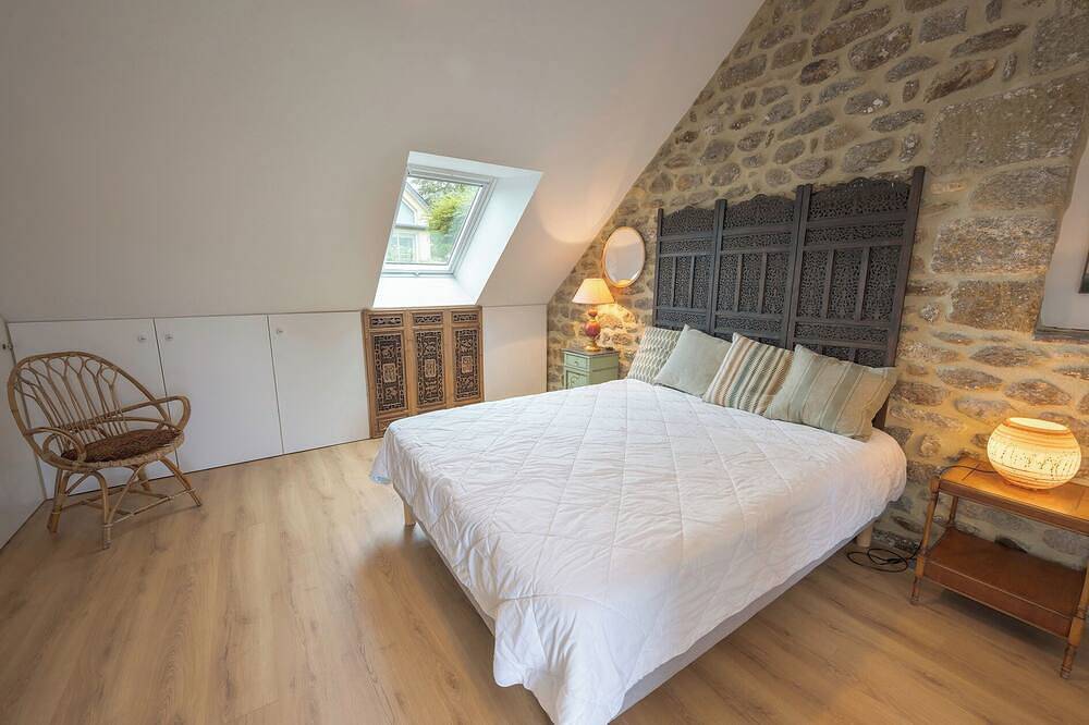 Mer et campagne  maison de charme parc de 3000 m2 in Créhen, Région de Dinan