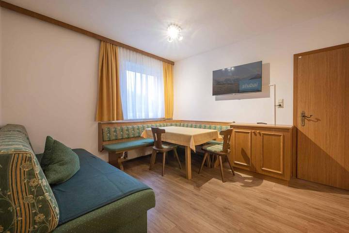 Ferienwohnung für 3 Personen, mit Sauna und Terrasse sowie Garten, mit Haustier im Stubaital - 3