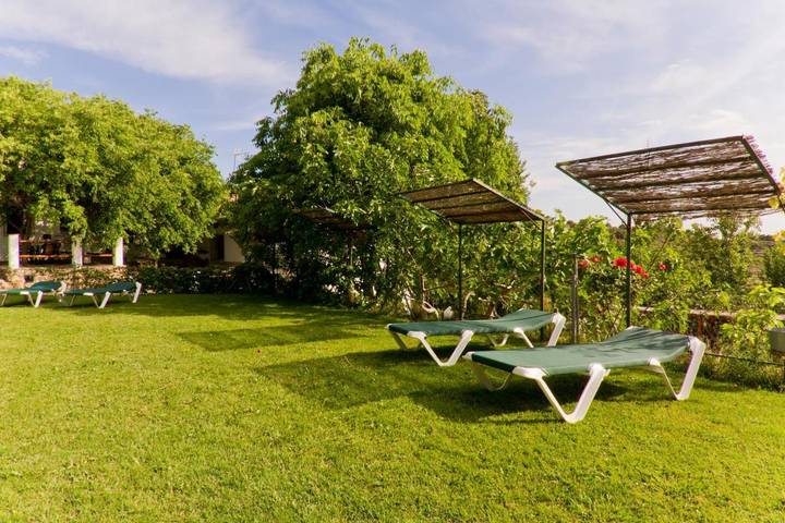 Gîte pour 4 personnes, avec Balcon et Terrasse ainsi que Jardin et Piscine à La Zubia - 3