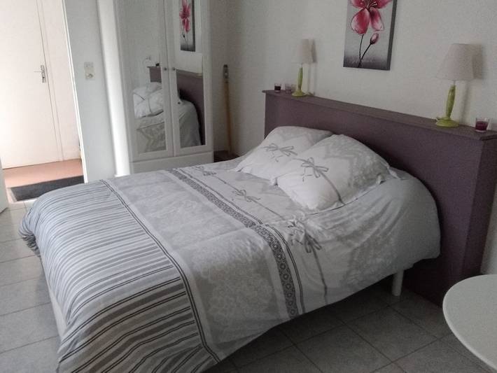 Gîte pour 4 personnes, avec jardin dans Saint-Amand-Montrond - 2