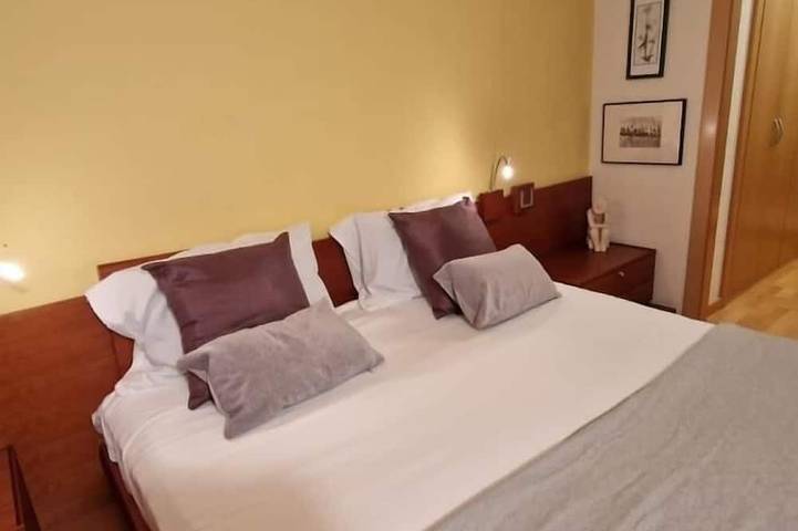 Gîte pour 4 personnes, avec jardin à Sabadell - 3