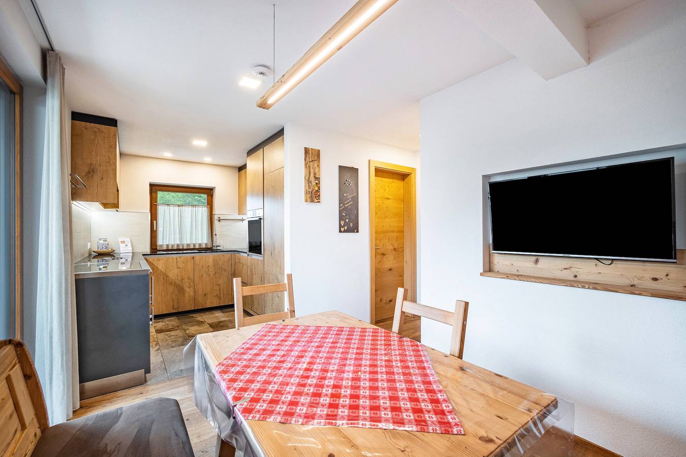 Appartamento intero, Appartamento 'Mountainfarm Innertrein Natur' con vista sulle montagne, giardino in comune e Wi-Fi in Cadipietra, Valle Aurina