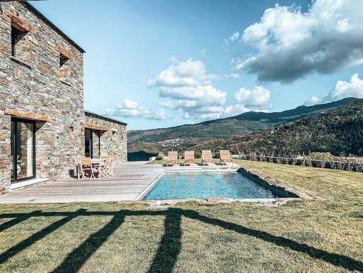Chambre d’hôte pour 2 personnes, avec jardin et piscine