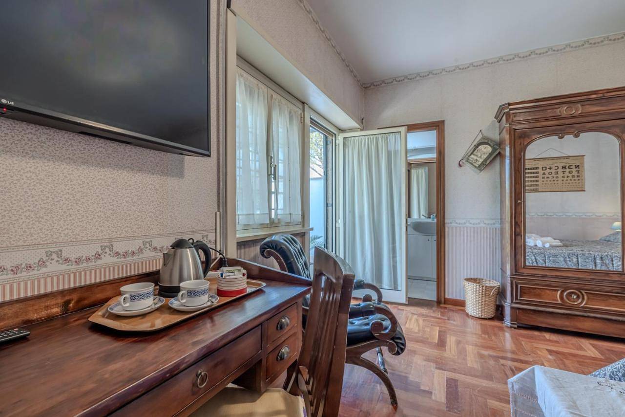Villa Caterina in Roma, Provincia di Roma