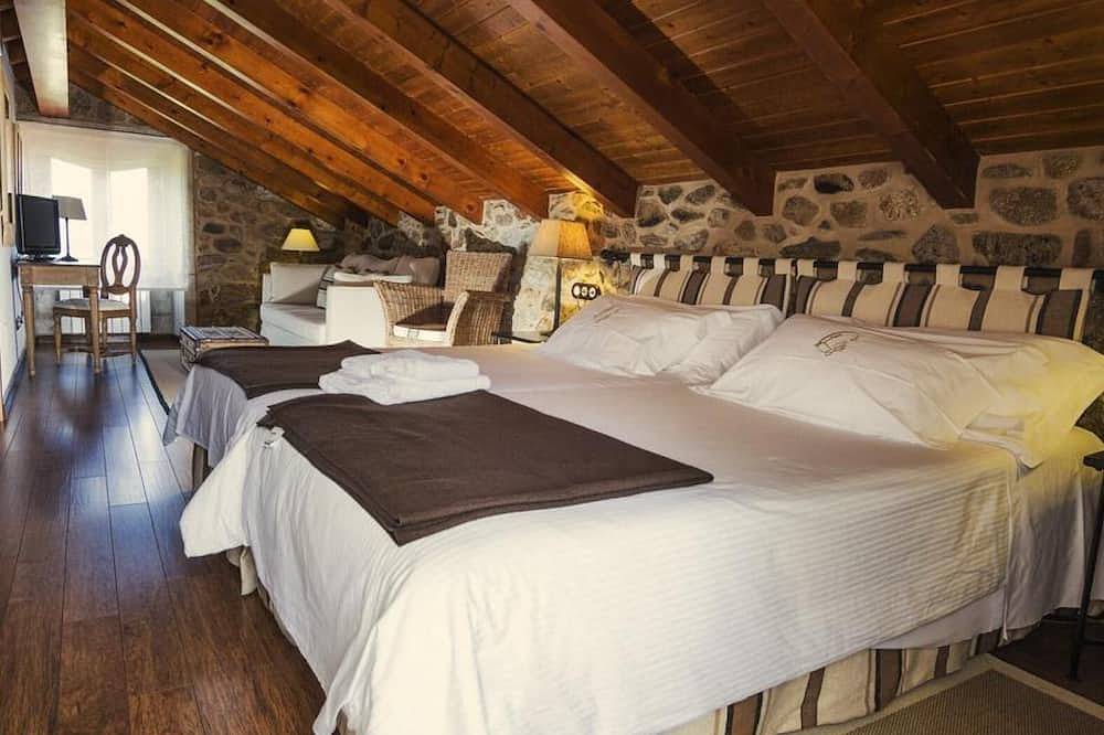 Bed and Breakfast 'Arao' with Private Garden and Wi-Fi in Camariñas, Costa da Morte