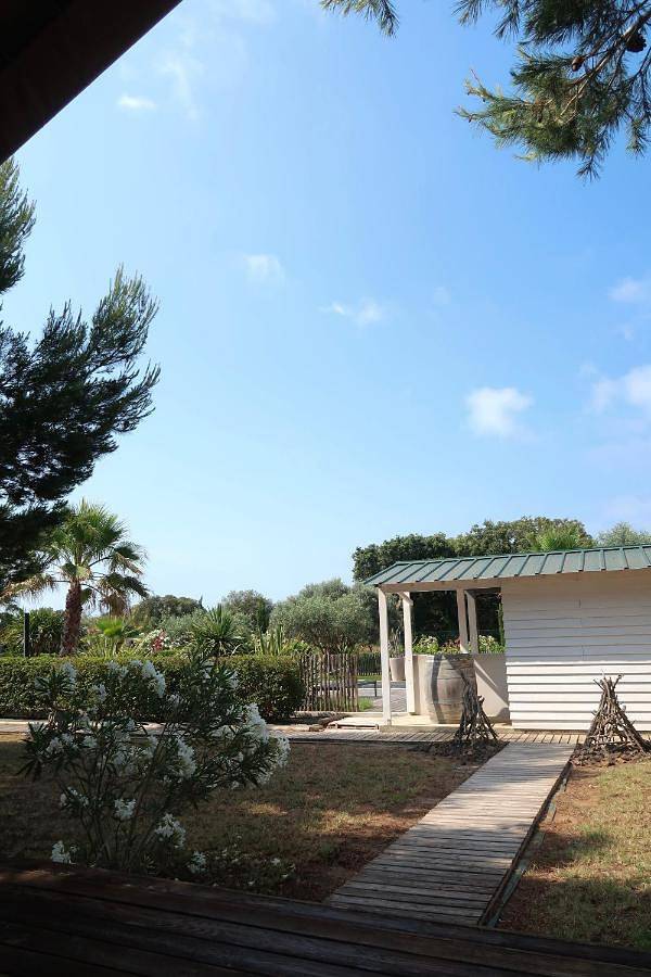 Maison d’hôte pour 2 personnes, avec terrasse et piscine ainsi que jardin et vue à Agde - 2