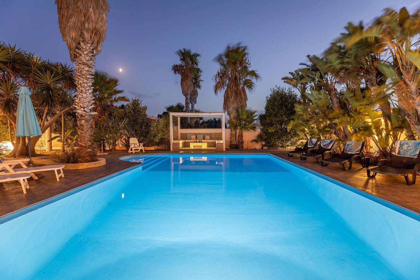 Villa voor 8 personen met balkon in Lido Pizzo, Golf van Tarente