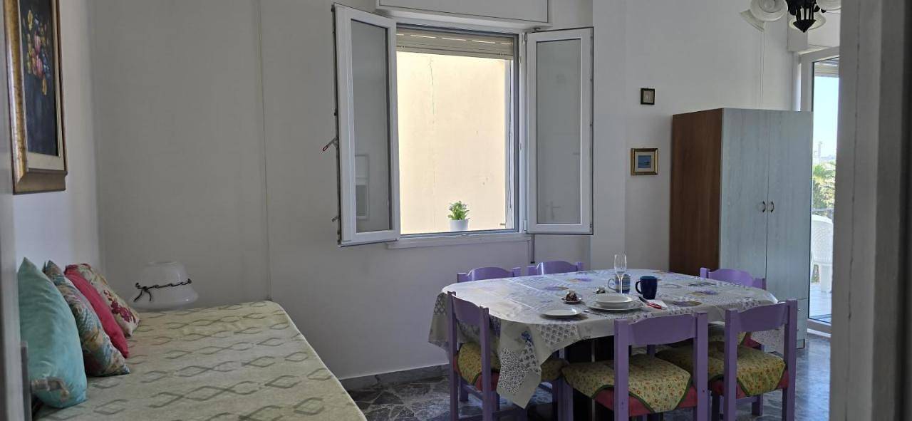 Appartamento intero, Three-Bedroom Apartment in Rivabella di Gallipoli, Rivabella