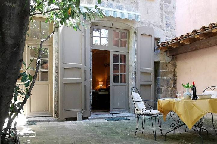 Gîte pour 2 personnes, avec Jardin à Le Puy-en-Velay
