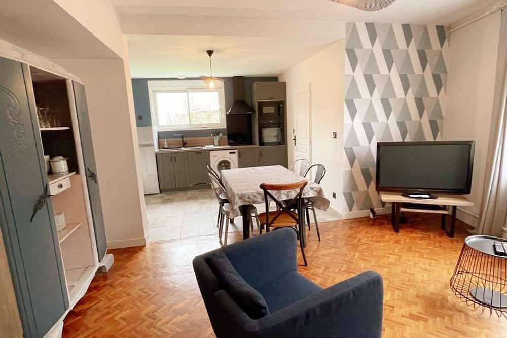 Gîte tout inclus à proximité de Beauval, 2 chambres, jardin, terrasse privée, animaux acceptés in Couffy, Région de Romorantin-Lanthenay