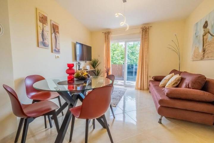 Zentrumsnahes Ferienhaus mit Privatparkplatz, Eintrittskarten für Bootsausflug und Aquarium in Novi Vinodolski, Primorje-Gorski Kotar