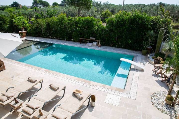 Location de vacances pour 12 personnes, avec piscine et jardin à Tricase - 4