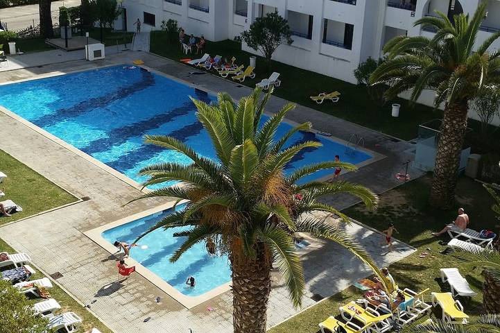 Ferienwohnung für 4 Personen, mit Pool und Balkon sowie Garten - 1