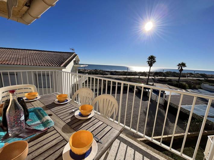 Gîte pour 5 personnes, avec terrasse dans Plage d'Honneur - 2