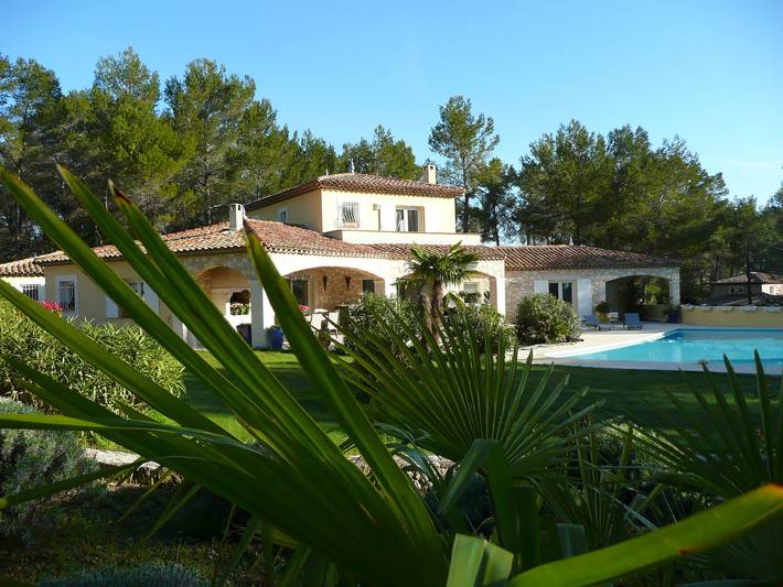 Gîte pour 2 personnes, avec piscine à Les Arcs (Var)