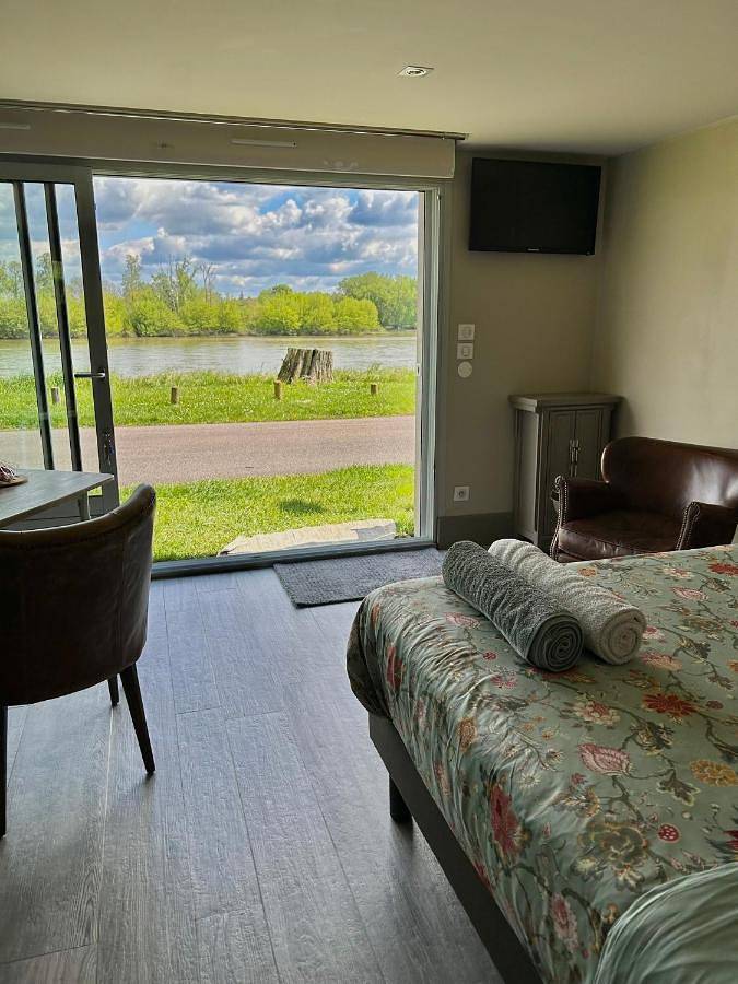 Appartement entier, One-Bedroom House in Beaugency, Vallée de la Loire