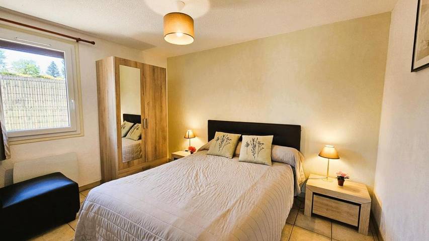 Location de vacances pour 5 personnes, avec jardin à Saint-Pardoux-l'Ortigier - 4