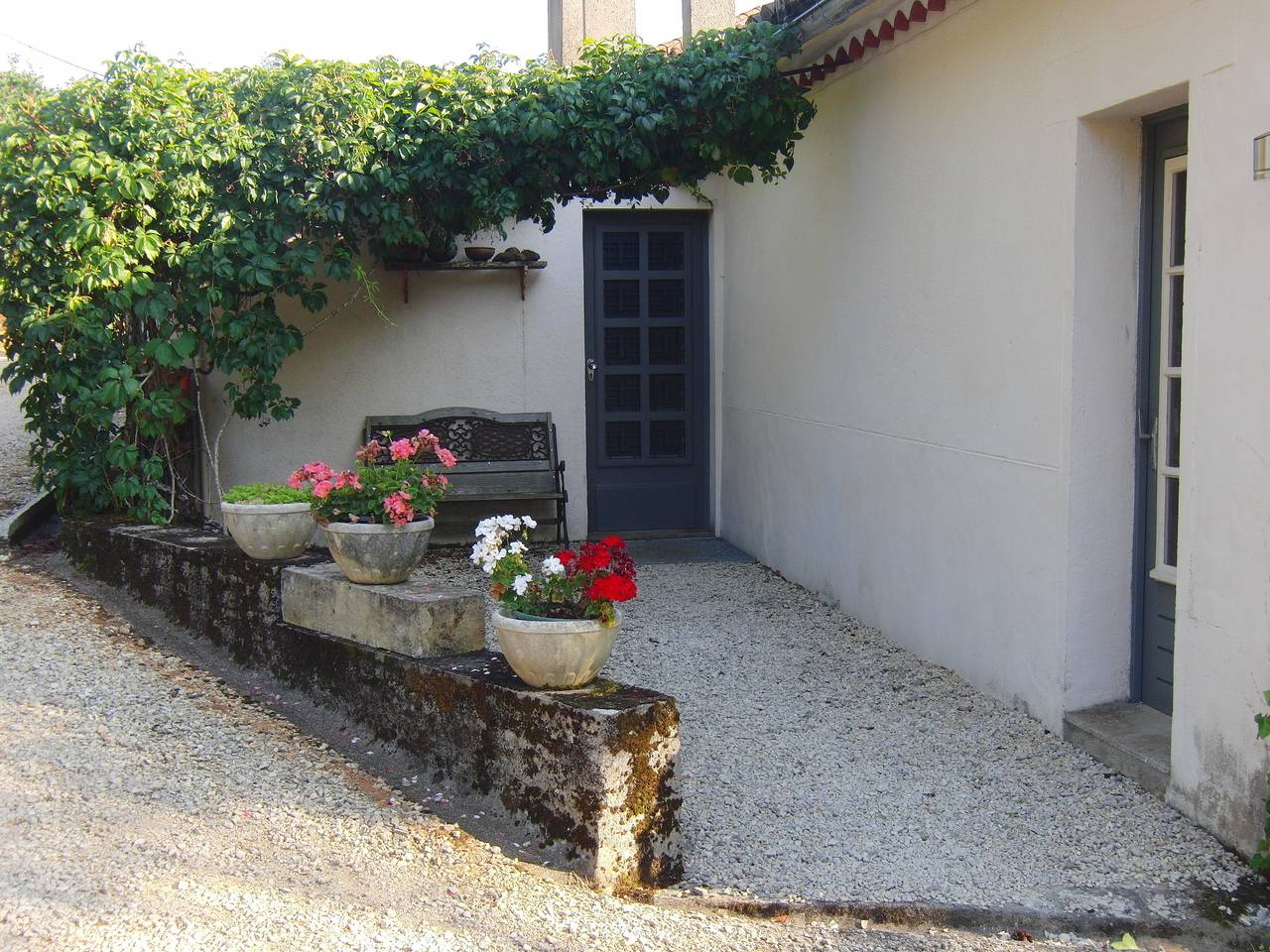 Gîte pour 4 personnes avec piscine in Puy-l'Évêque, Quercy