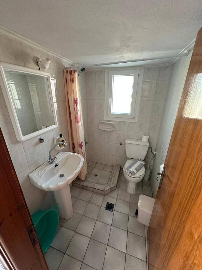 Hôtel pour 2 personnes, avec jardin dans Σκάλα Ερεσού - 2