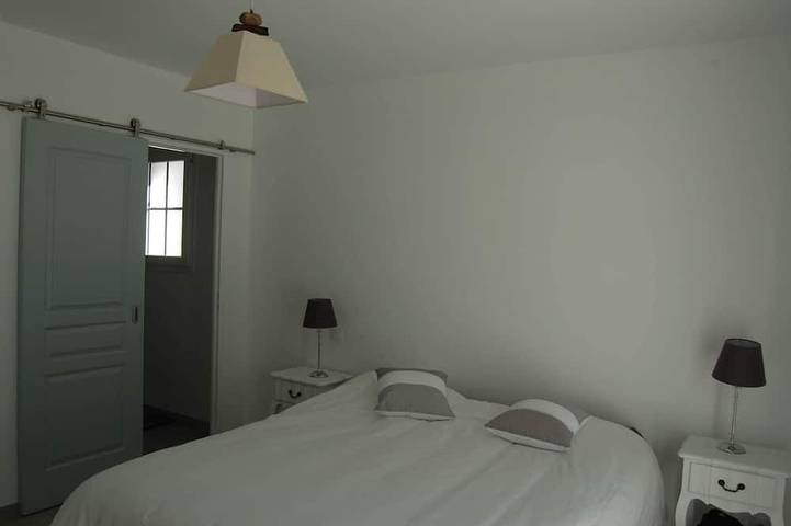 Nueva villa con aire acondicionado y piscina segura, 8 personas, 15% de descuento in La Motte, Region de Draguignan