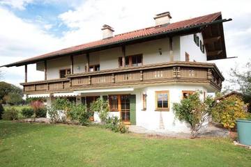 Ferienwohnung für 3 Personen, mit Garten und Terrasse in Polling