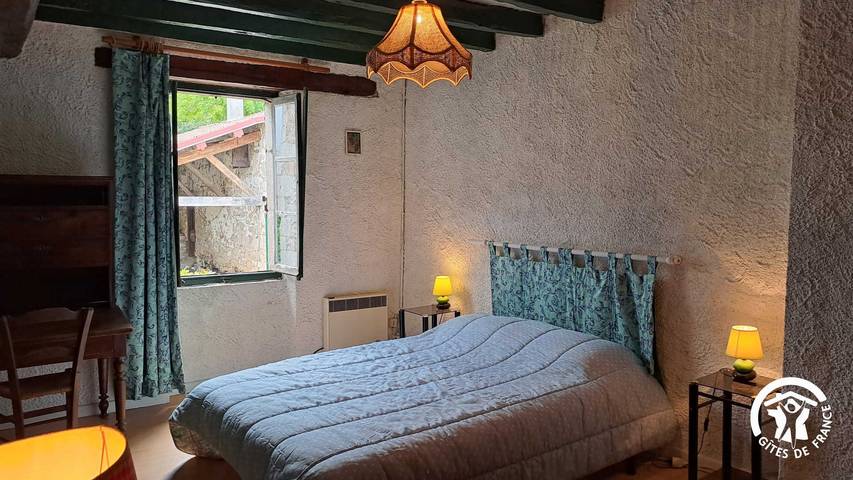 Gîte für 5 Personen, mit Terrasse und Pool in Frankreich - 2