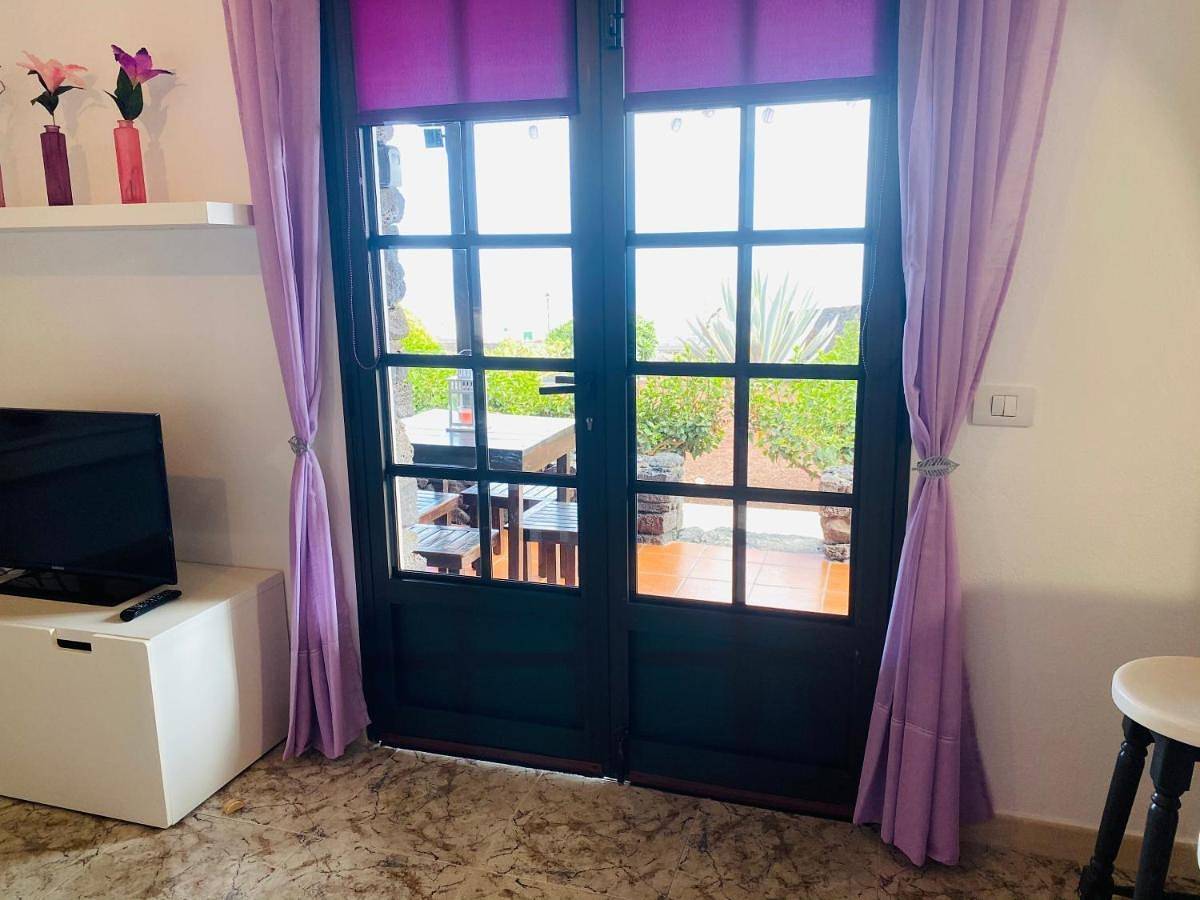 Ganze Wohnung, Apartment - Ground Floor in La Asomada, Tías