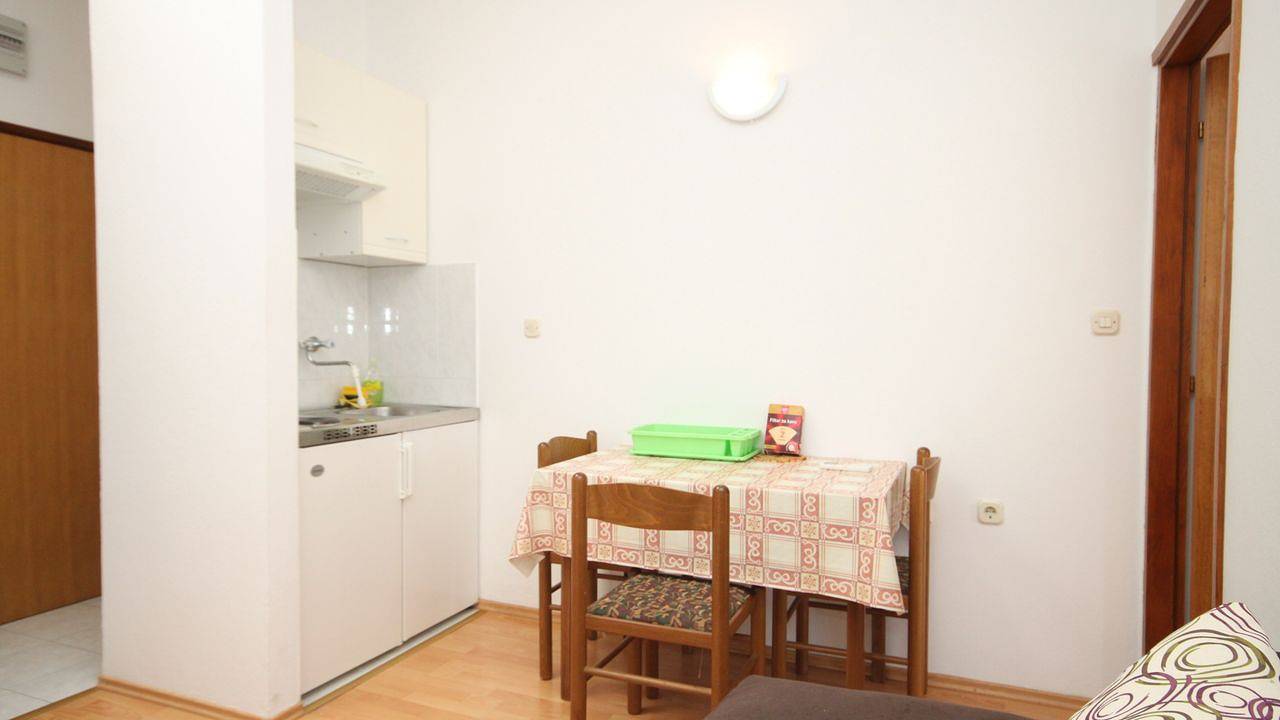 Ganze Ferienwohnung, Ferienwohnung für 4 Personen (26 m²) in Kukljica in Kukljica, Uglijan
