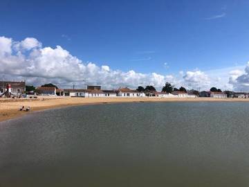 Gîte pour 4 personnes, avec vue et vue sur le lac à L'Aiguillon-sur-Mer
