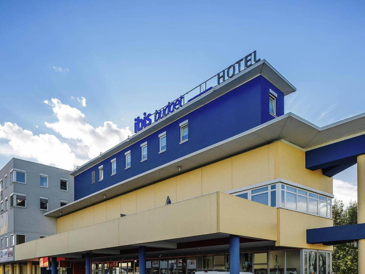 Ibis Budget Salzburg Airport - Self-Check-In in Wals-Siezenheim, Bezirk Salzburg-Umgebung