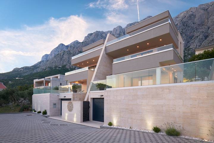 Villa pour 12 personnes, avec sauna ainsi que balcon/terrasse et terrasse à Makarska - 3