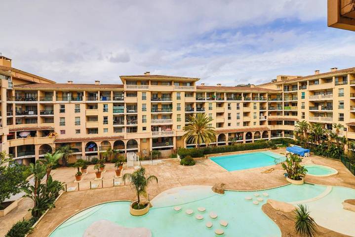 Gîte pour 4 personnes, avec piscine et terrasse dans Office De Tourisme Cannes La Bocca - 2