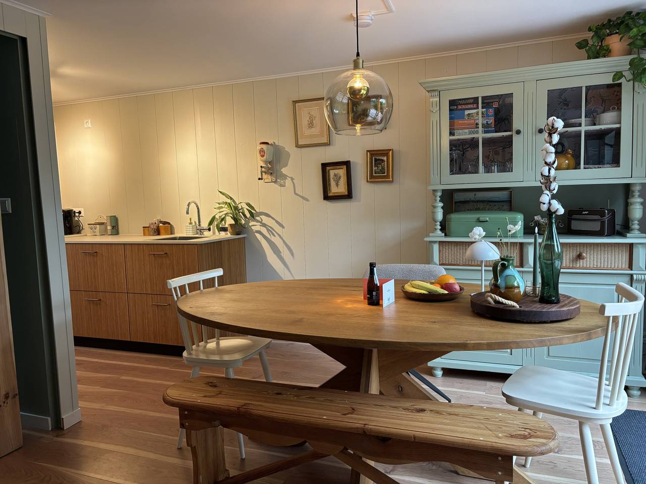 Charming 2-person holiday home located on the Bloksloot in Krommenie, North Holland in Costa Holandesa