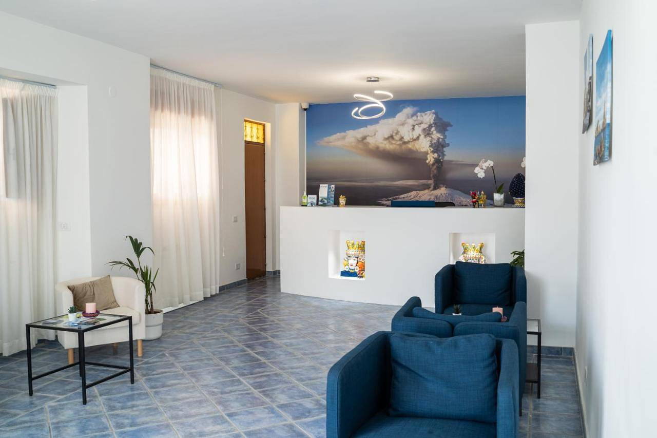 Double Room with Terrace in Calatabiano, Catania e dintorni