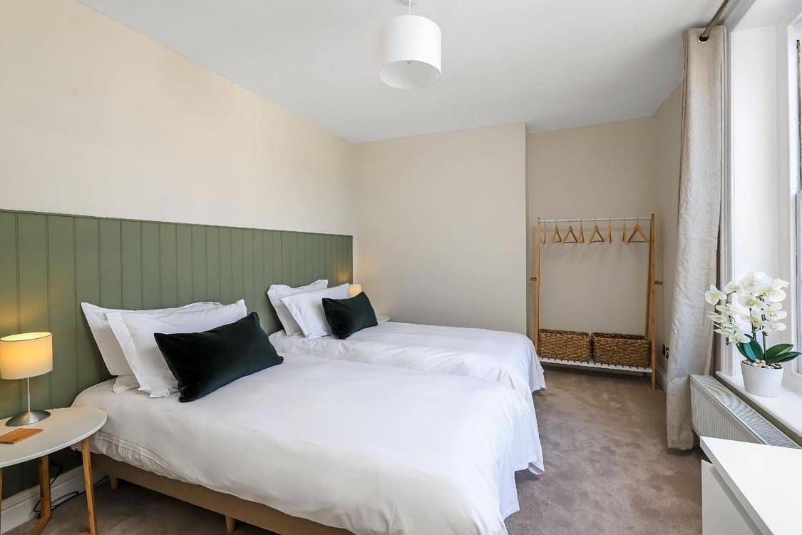Entire apartment, The Old School House, Winchester in Winchester, South Downs