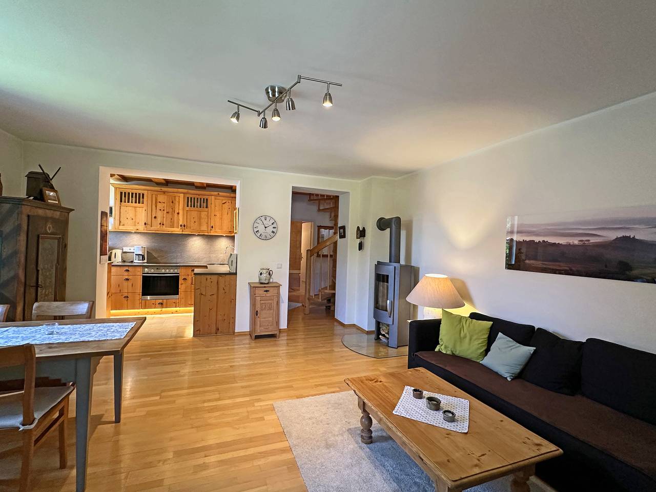 Ganze Ferienwohnung, Ferienwohnung Johannsen Haus Elisabeth - Ferienwohnung mit separatem Schlafzimmer und West-Balkon, 77 qm in Kampenwand, Aschau im Chiemgau