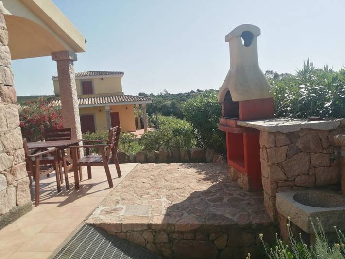 Casa Vacanze 'Appartamento Baia 12' con Giardino Privato, Wi-Fi e Aria Condizionata in Aglientu, Gallura