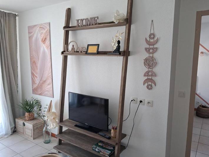 Gîte pour 4 personnes, avec sauna et terrasse ainsi que vue et piscine, animaux acceptés à Levernois - 3