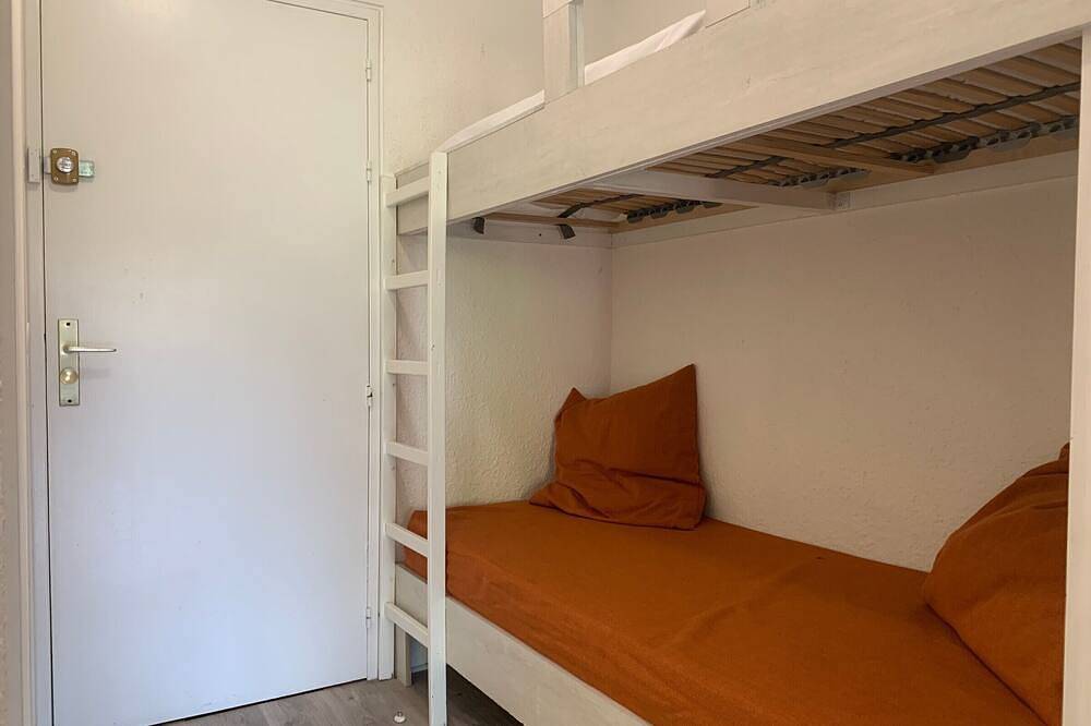 Entire apartment, Renovated studio 4/5 ppl, south balcony, Pra Loup in Pra-Loup, Uvernet-Fours