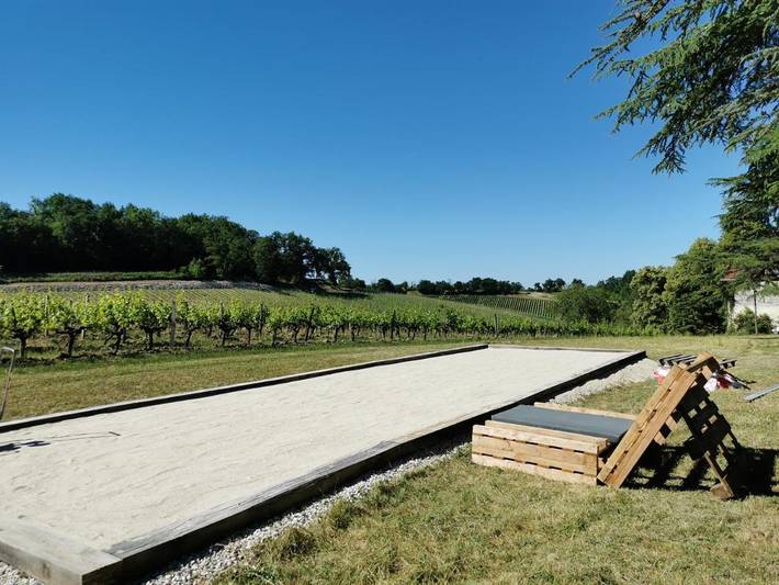 Location de vacances pour 13 personnes, avec jardin ainsi que vue et piscine à Fronsac - 3