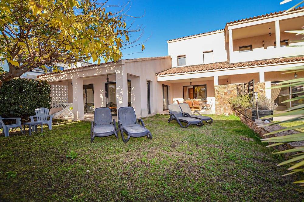 Bella casa a Sagone con cucina in Sagone, Vico