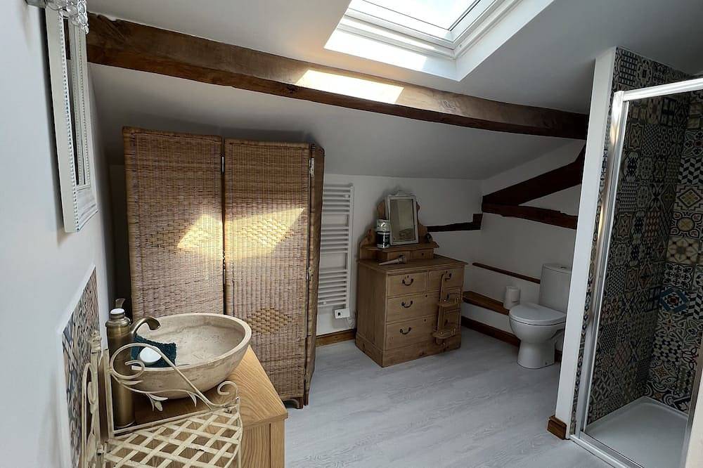 Beautiful Barn in the heart of France in Queaux, Vienne (France)